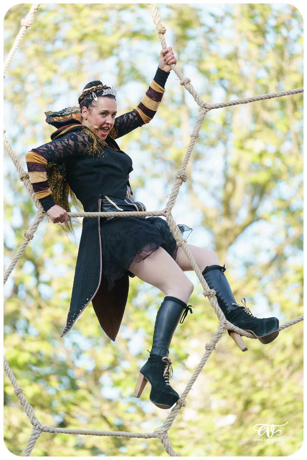 TO BEE QUEEN (CIE LADY COCKTAIL)